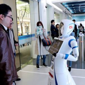 China Construction Bank otevřela pobočku, ve které 90% všech požadavků vyřizují roboti