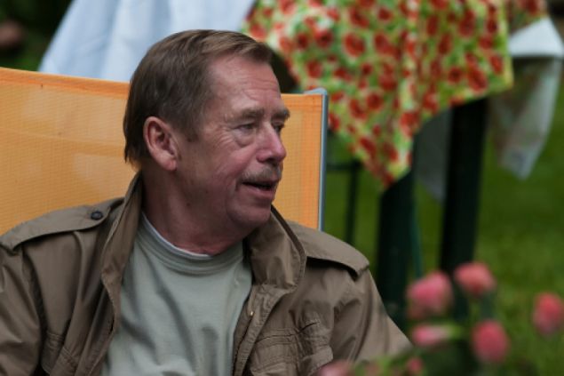 Václav Havel bude učit v českých školách – jako umělá inteligence
