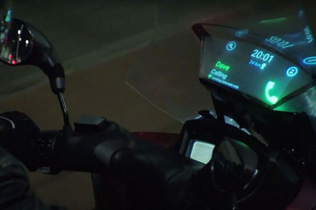 Inteligentní čelní sklo pro motocyklisty