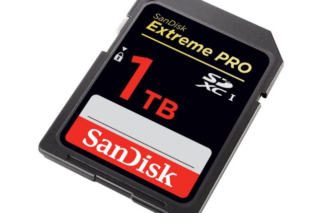 SanDisk přichází s největší SD kartou na světě