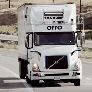 Startup Otto přeměnil Volvo v autonomní truck