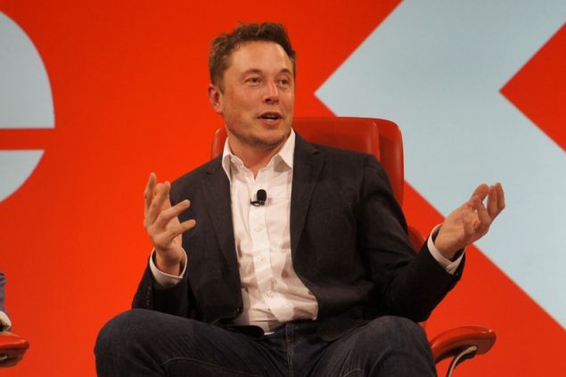 Bláznivý nápad Elona Muska jak zůstat krok napřed před diktátem umělé inteligence