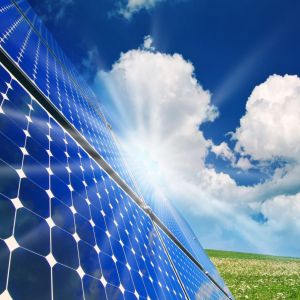 Solární energie po celém světě dramaticky zlevňuje. V Indii 1 watt za 65 centů
