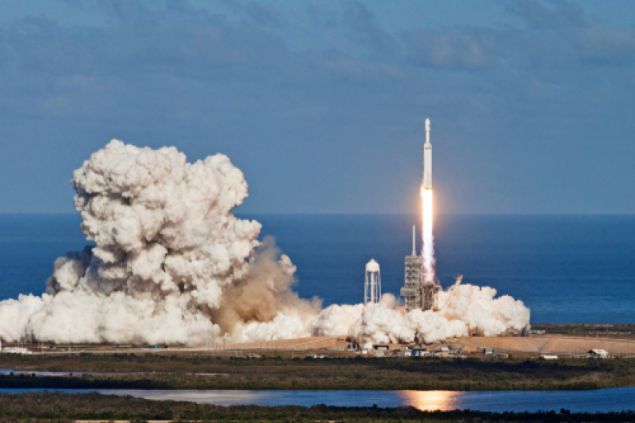 SpaceX letos plánuje celkem 52 vesmírných misí