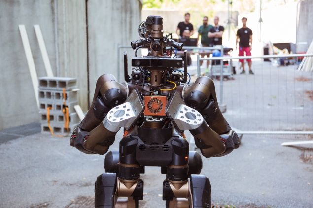 Centauro: budoucnost záchranářských robotů