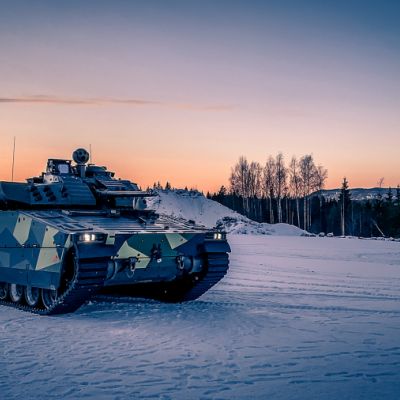 Česko chce získat bojová vozidla CV90. Podepsalo memorandum