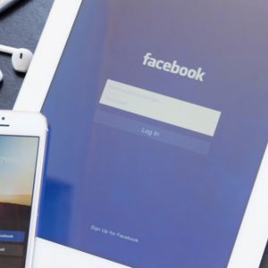 Donald Trump se může vrátit na Facebook a Instagram