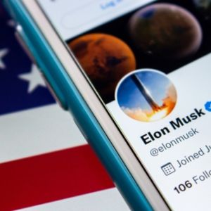 Elon Musk prý bude kouřit trávu na schůzích správní rady Twitteru